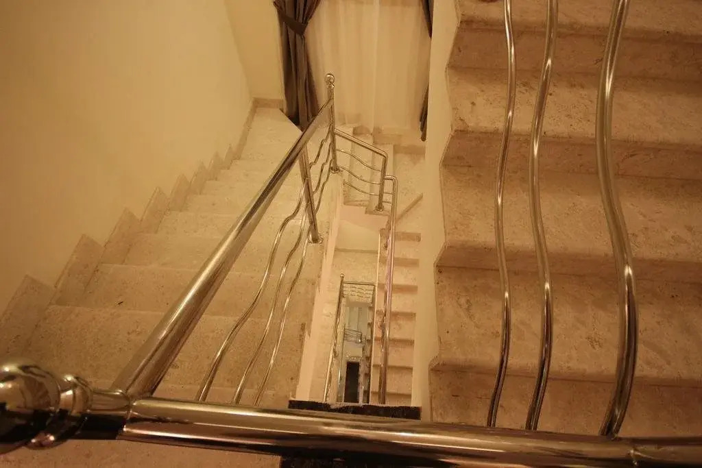 Al Makarunah -Lamasat Palace Suites