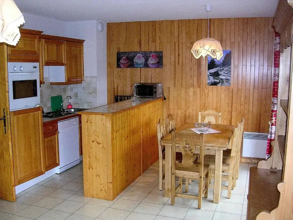 Résidence Le Roselin - 4 Pièces pour 8 Personnes 193296
