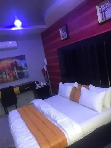 Manuex Place Hotel