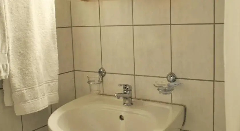 Riverside Apartment Hotel AG