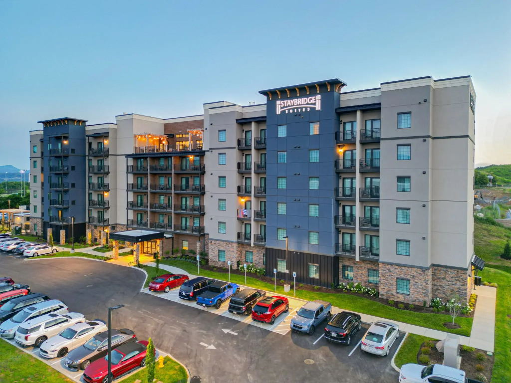 Staybridge Suites Pigeon Forge Smoky Mtns by IHG