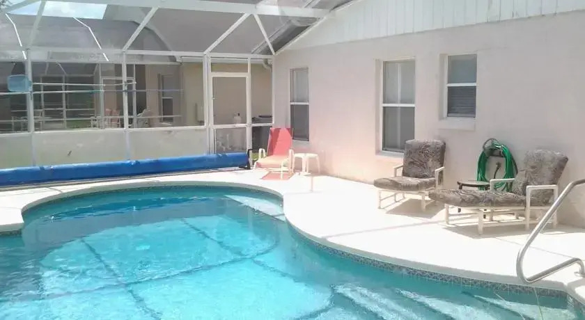 Indian Oaks Treasure by Florida Getaways