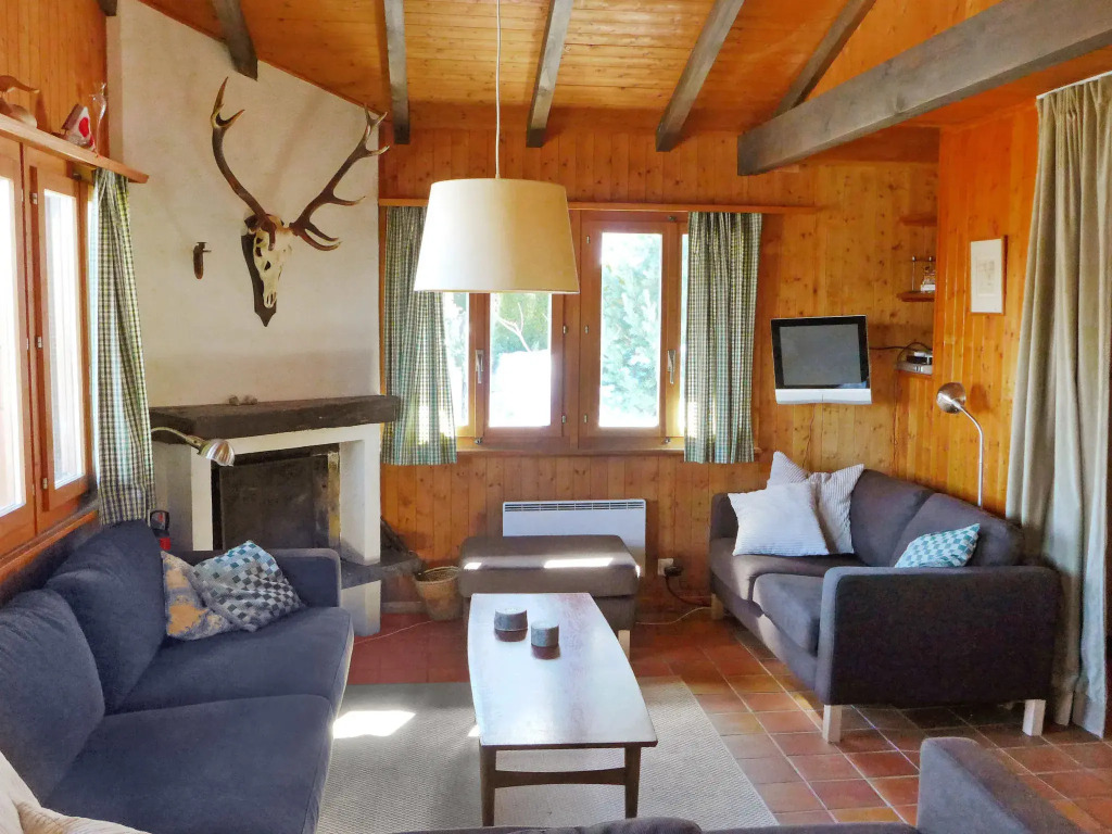 Chalet Sven Heul by Interhome