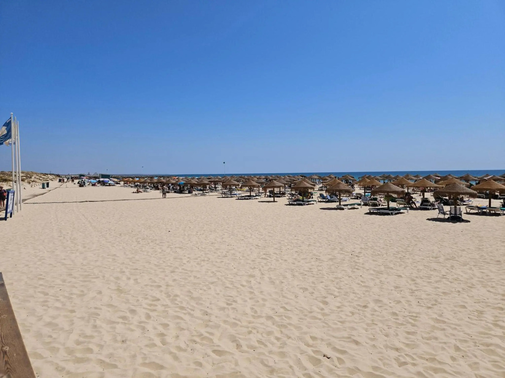 Villa ELTAEL - Daniel Apartment - Warm pool - Free Bicycles - Manta Rota Beach, Algarve