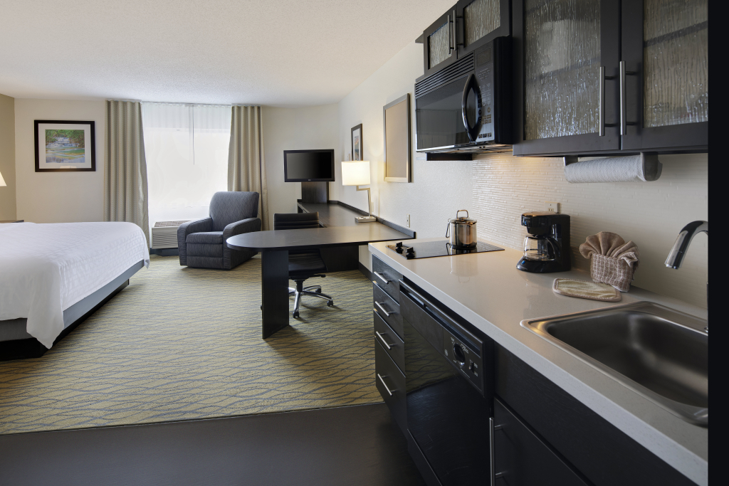 Candlewood Suites Rogers-Bentonville by IHG