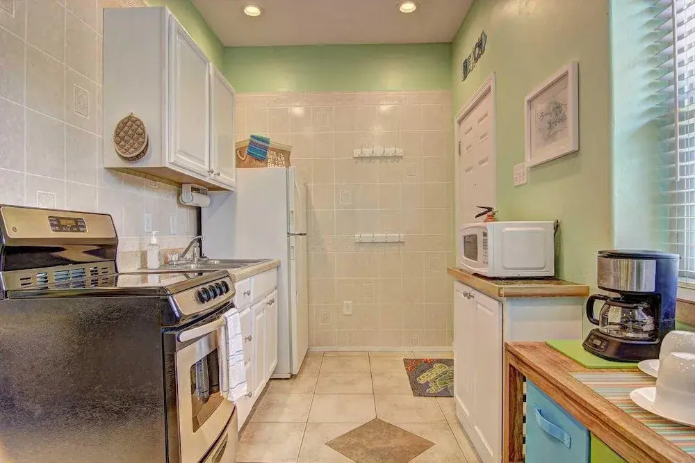 Sweet Escape - 1 Br Condo