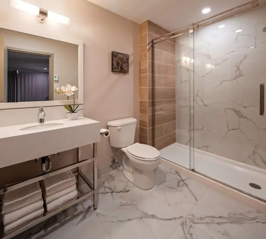 Best Western Plus Montreal East