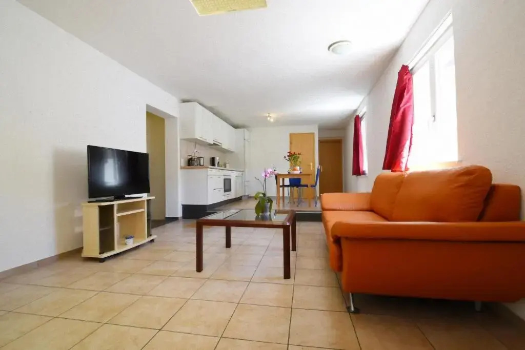 West Station Holidays Apartment