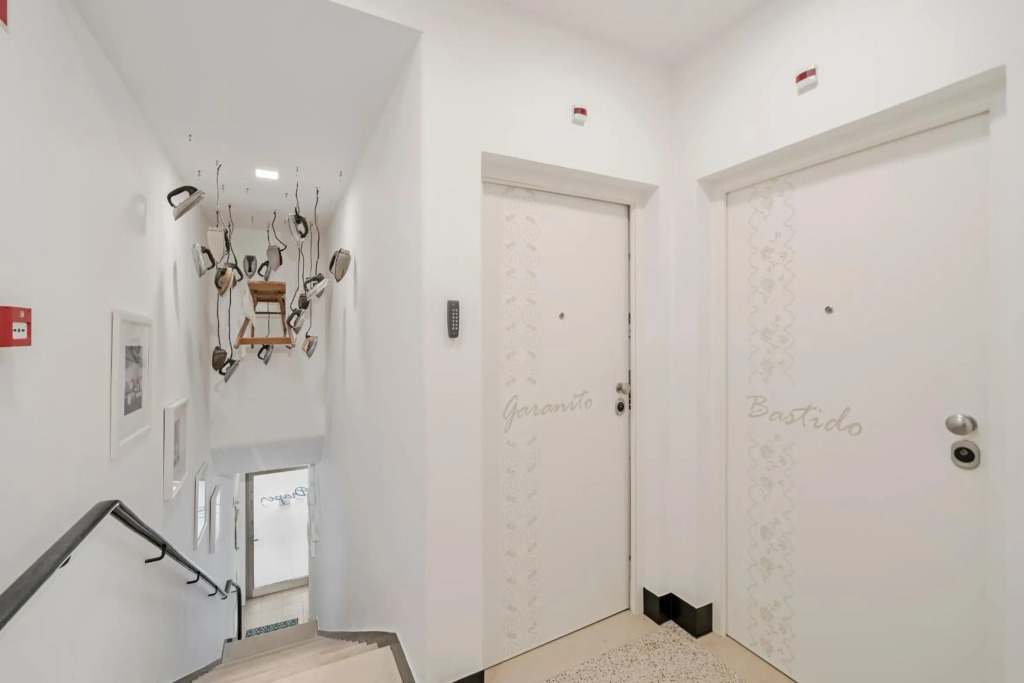 Drapes Design Apartments 3A Francês by An Island Apart