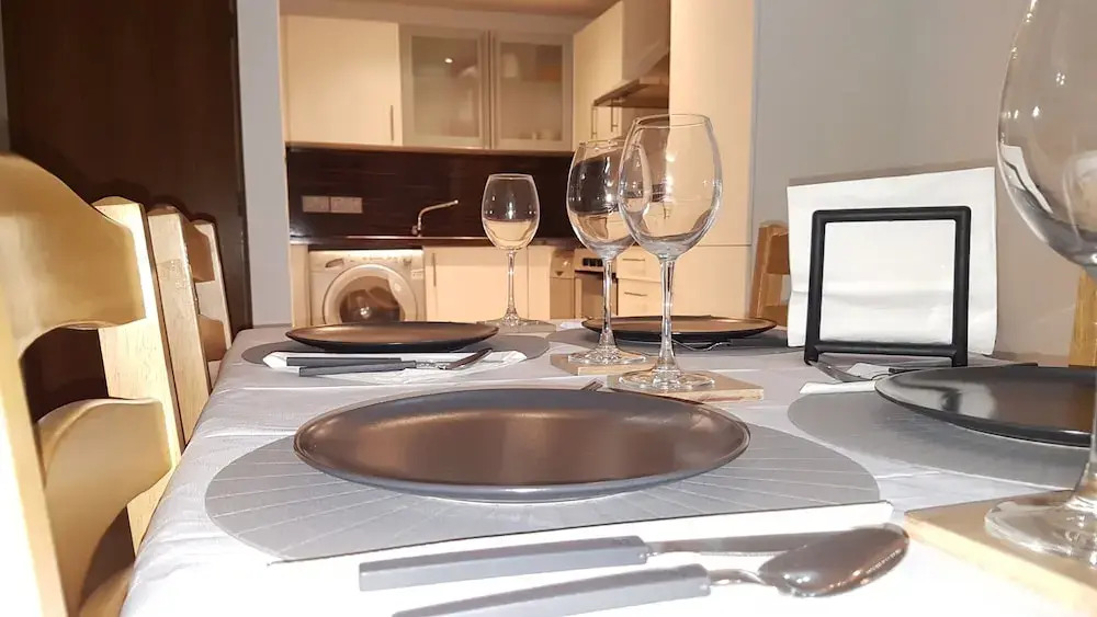 2 Bed 2 Bath City View Apartment