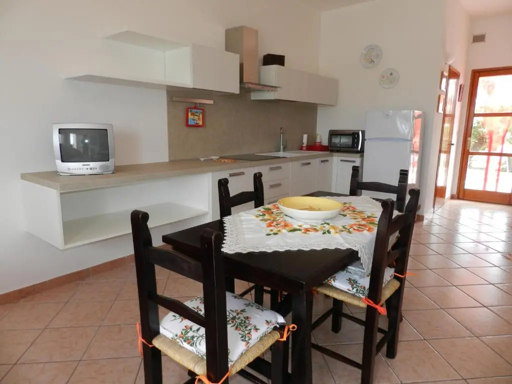 Villaggio polifemo 38 Località Cala Sapone P7167