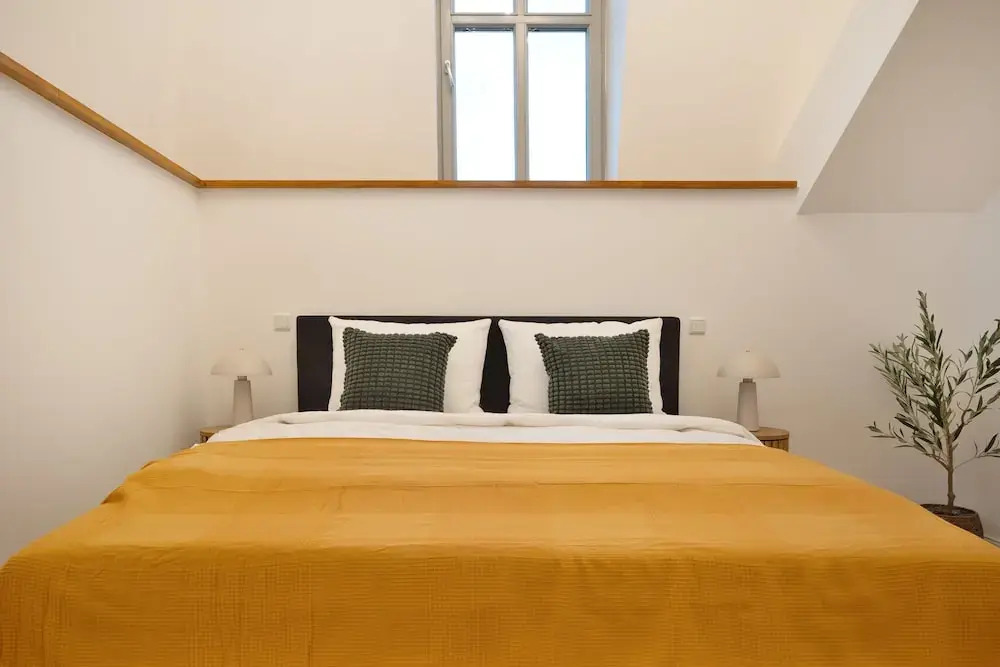 Zentrale Apartments I home2share