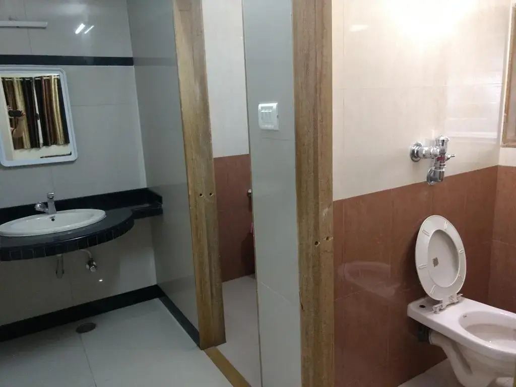 Hotel Shanti Palace