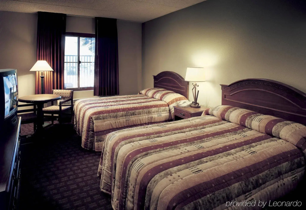 Fiesta Rancho Casino Hotel