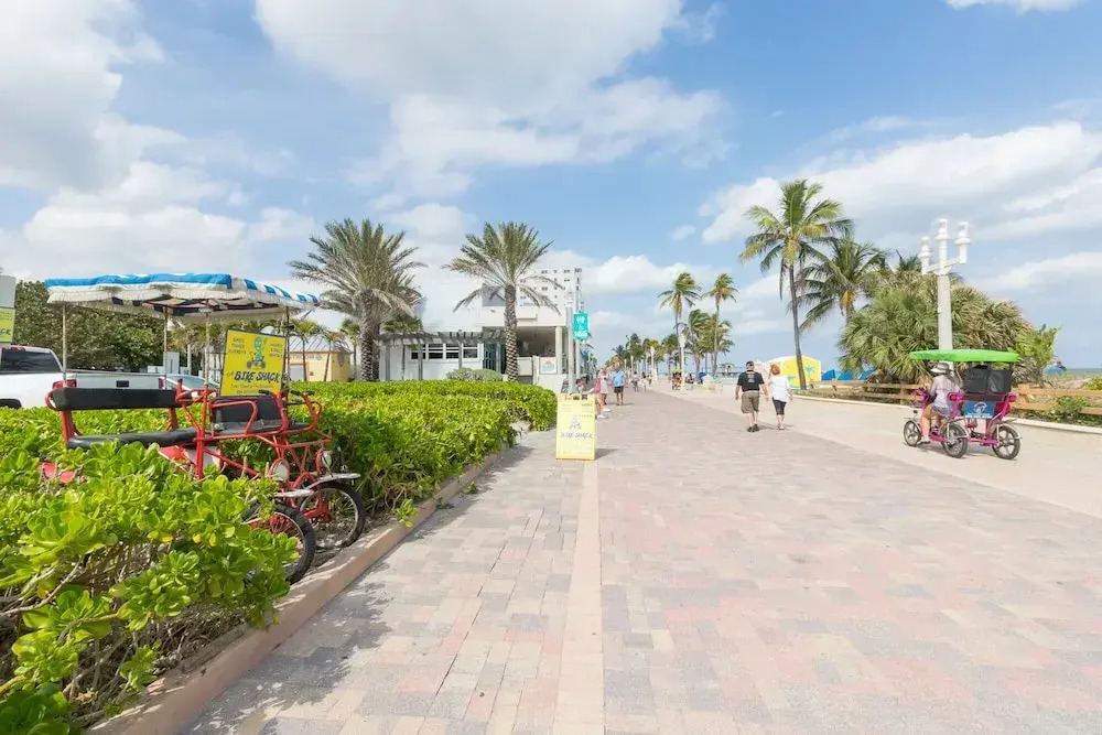 515 Studio Hollywood Beach