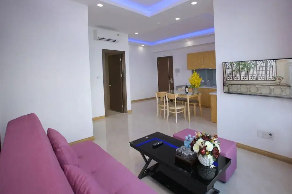 Mihaco Apartments and Hotel
