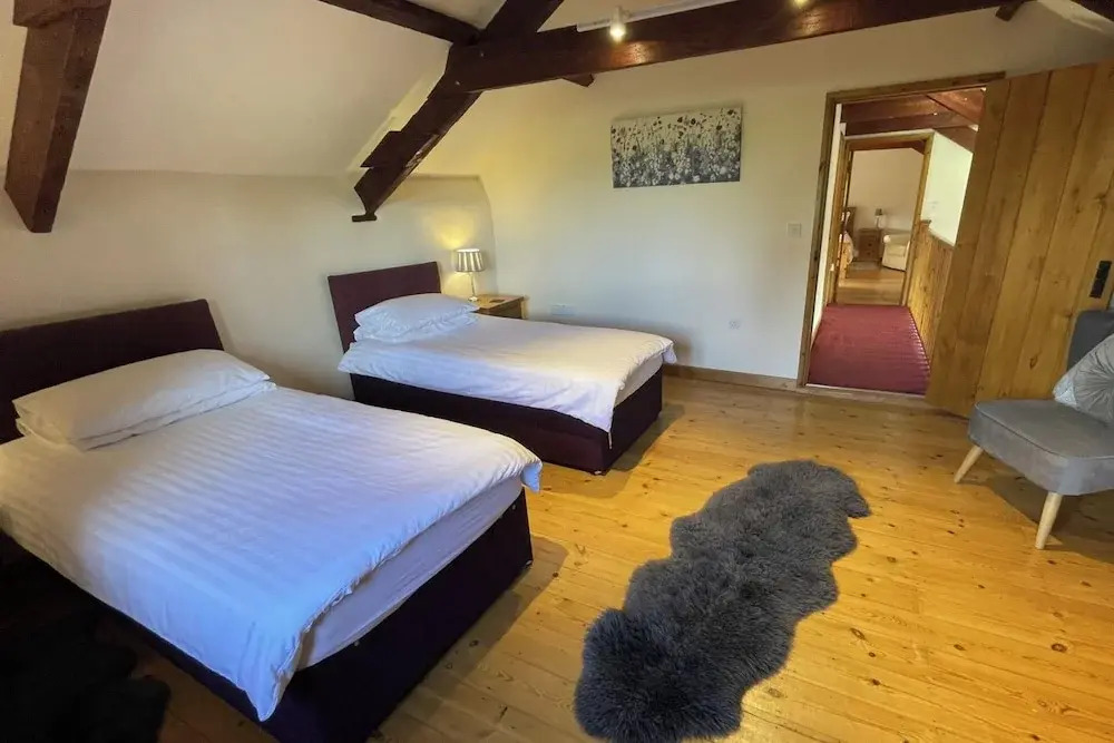 Granary Barn A Rural Retreat - Private Hot Tub