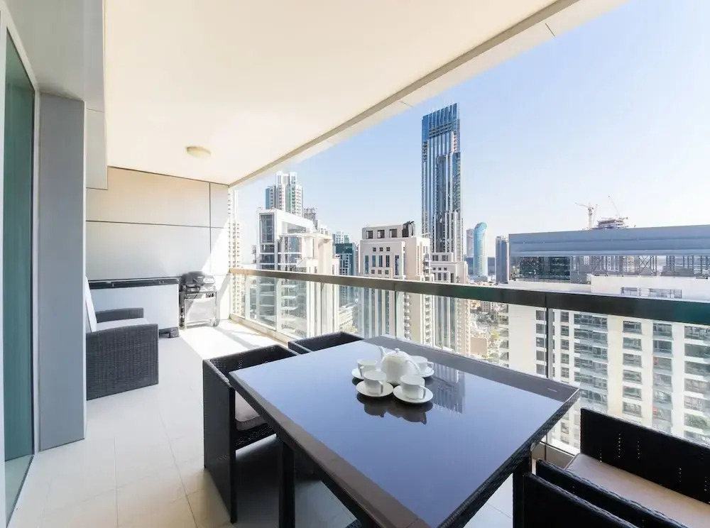 Maison Privee - Sterling Tower West