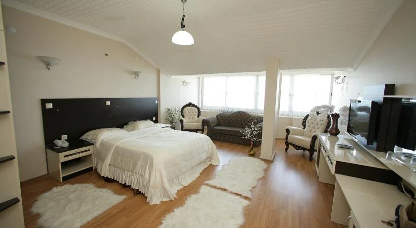 Okutur Hotel