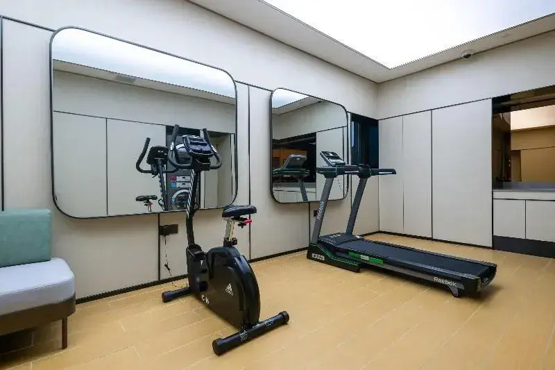 Ji Hotel (Shanghai Orient Yide City)