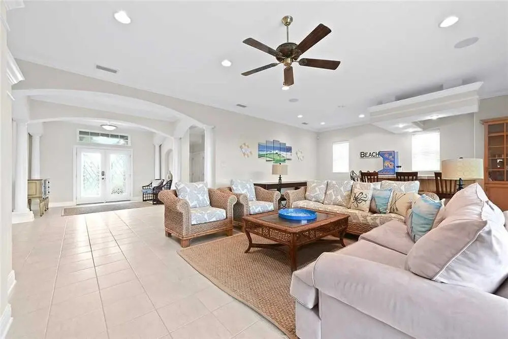 Beach Belle by Distinctive Beach Rentals