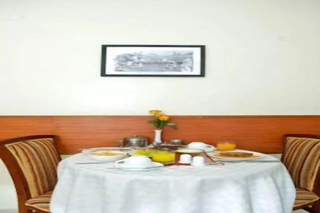 Paris Hotel