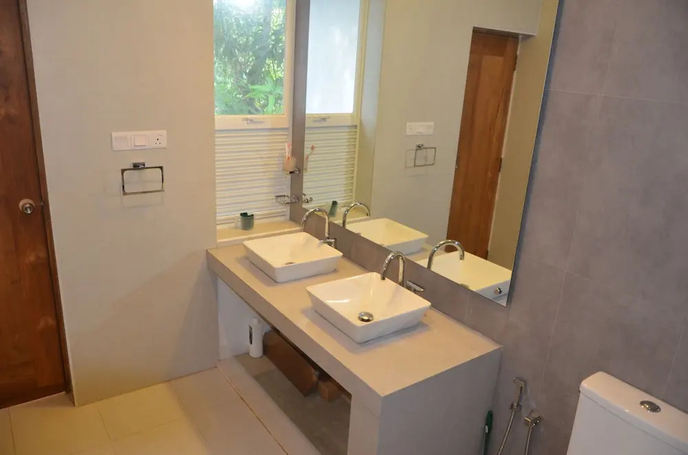 Anchorage Villa
