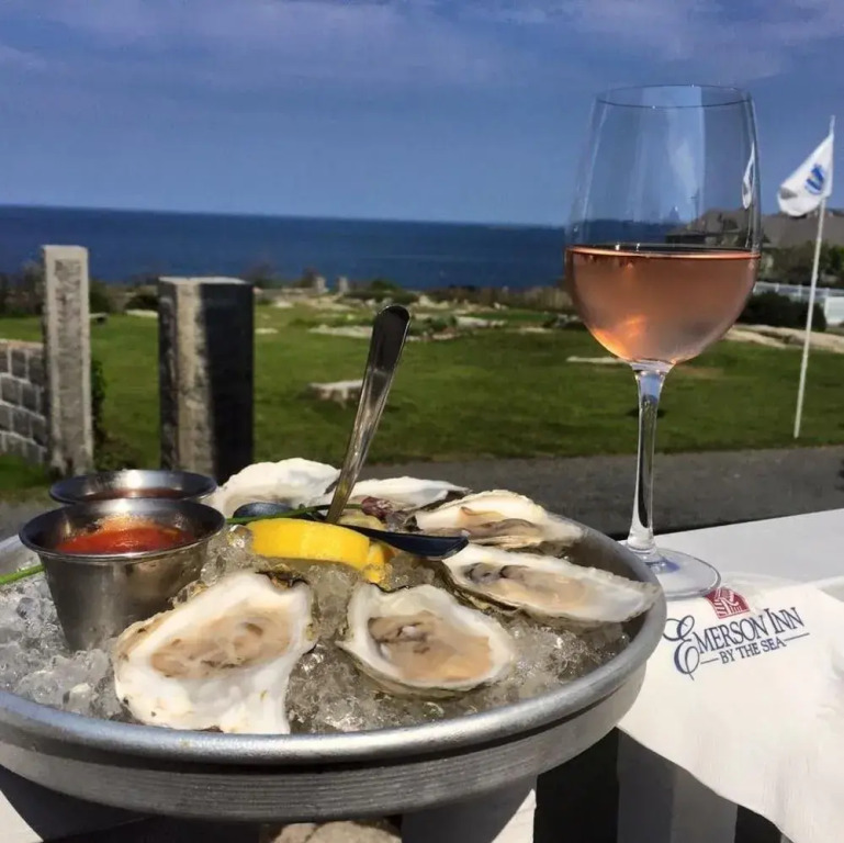 Emerson Inn By The Sea