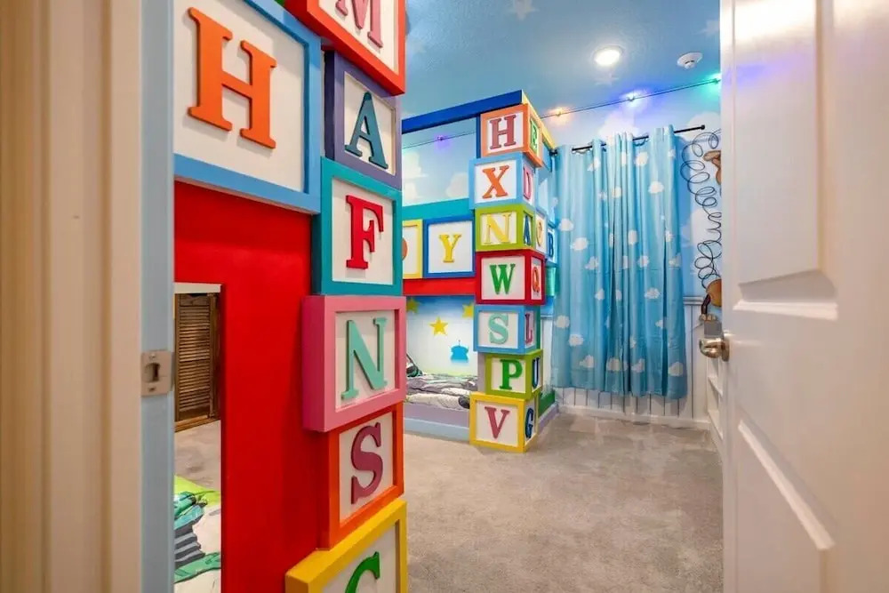 Themed 12br Paradise Villa Private Pool & Game Room