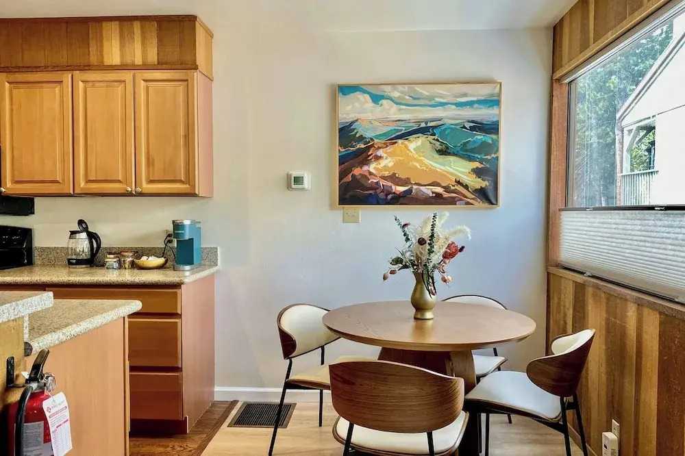 Lake Tahoe Adventure Base! Townhome w/ Pool Access