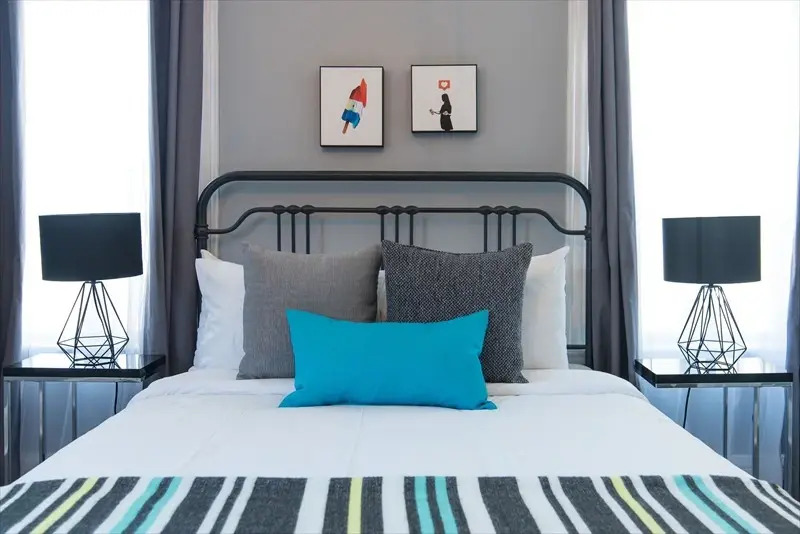 Expansive 6BR in West Queen West by Sonder