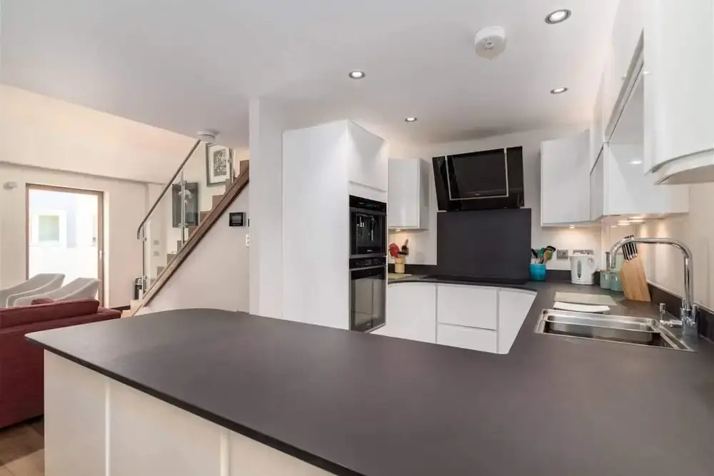 Beautiful 3BR Mews Home, 5min From Paddington