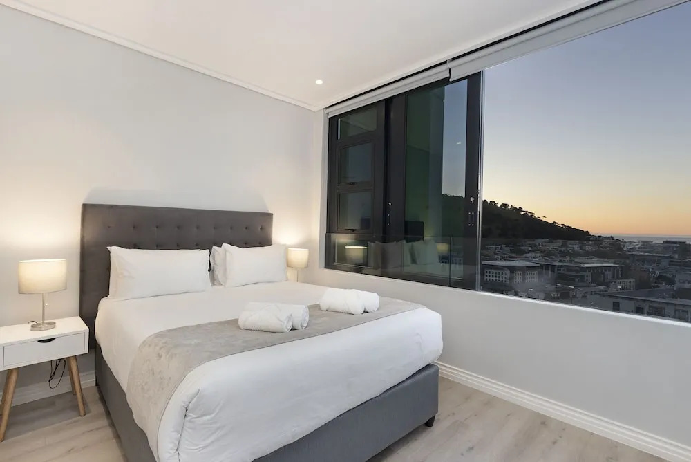 16 On Bree Unit 2117