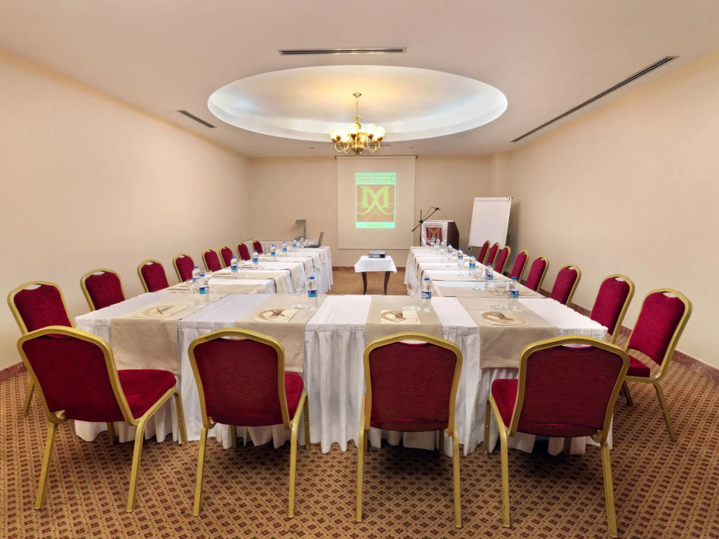 Taksim Metropark Hotel