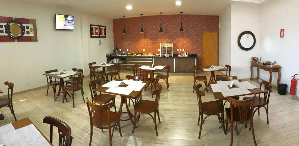 Mac Hotel