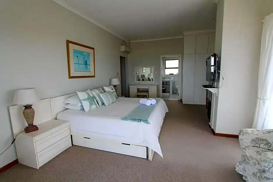 4 Carnoustie House