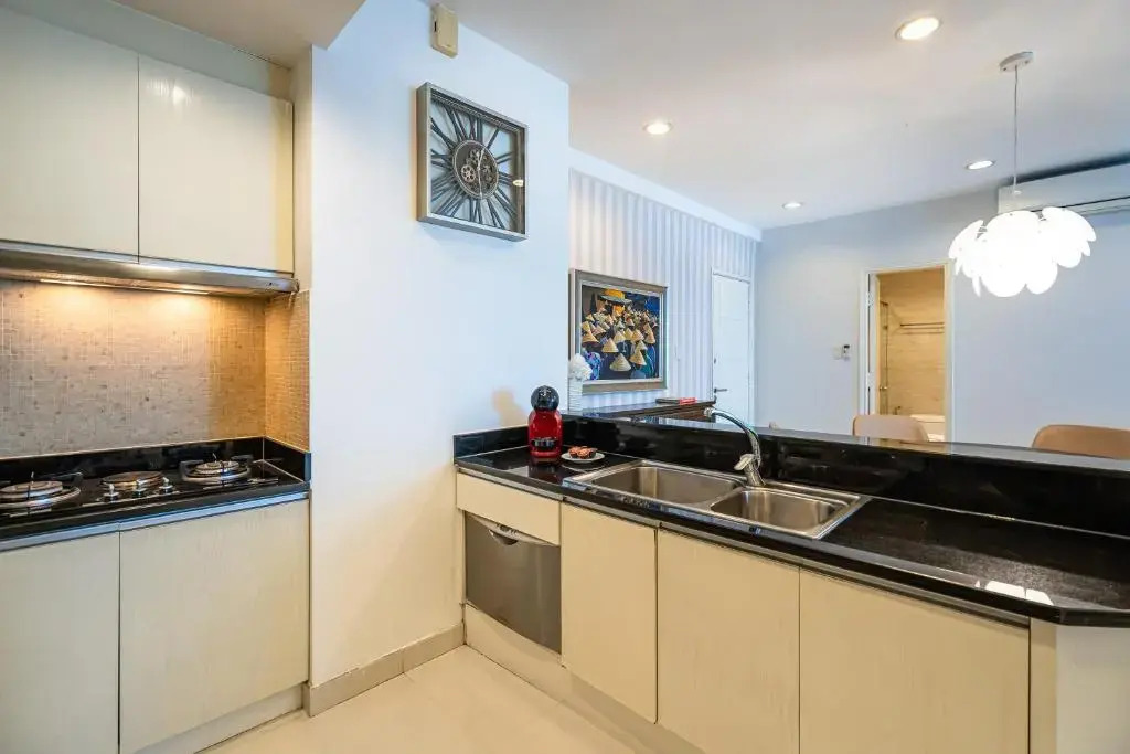Spacious Central Apartments for Group and Family - Sailing Tower