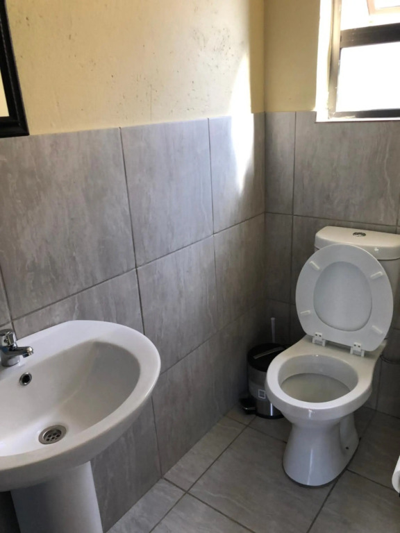 Africaren Budget Stay