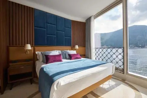 Corso Levante Luxury Suites Dobrota