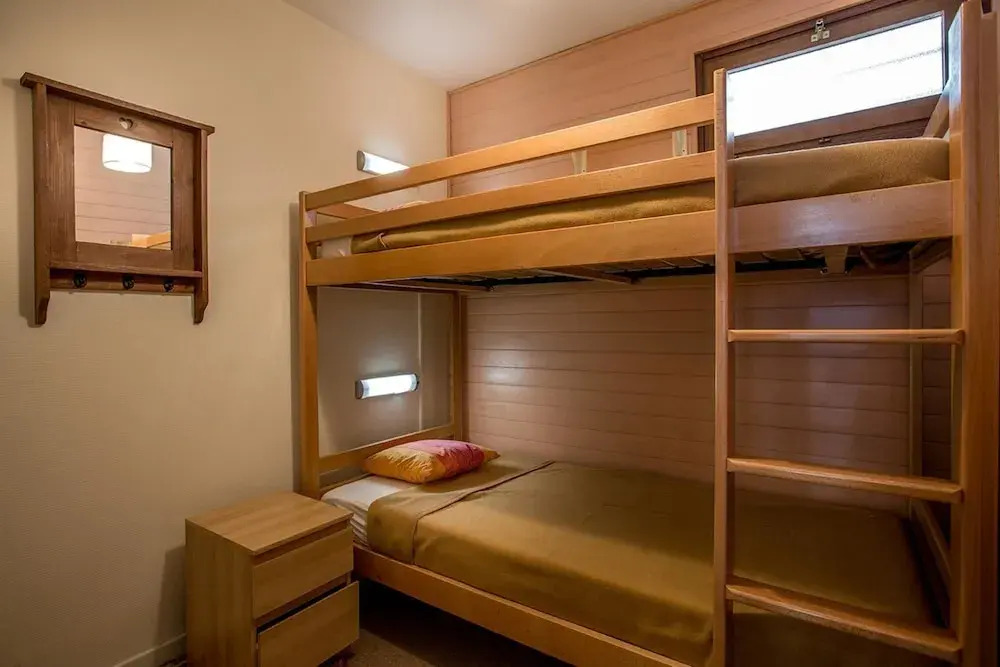 CH125 - Studio bien entretenu. Proximité centre de Val d'Isère.