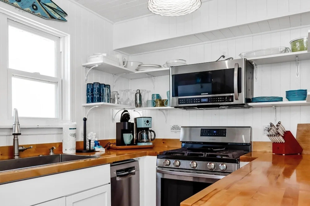 Antilles Beach Cottage 2
