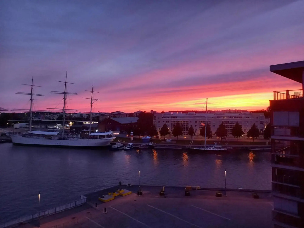 The Best View in Turku with private balcony, sauna, car park