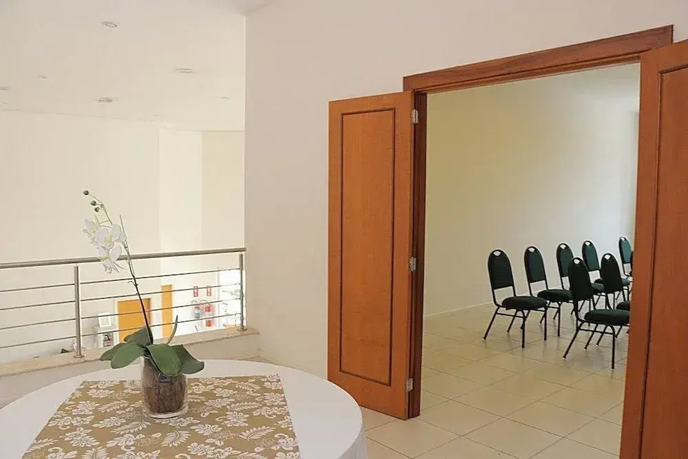 Lazuli Hotel