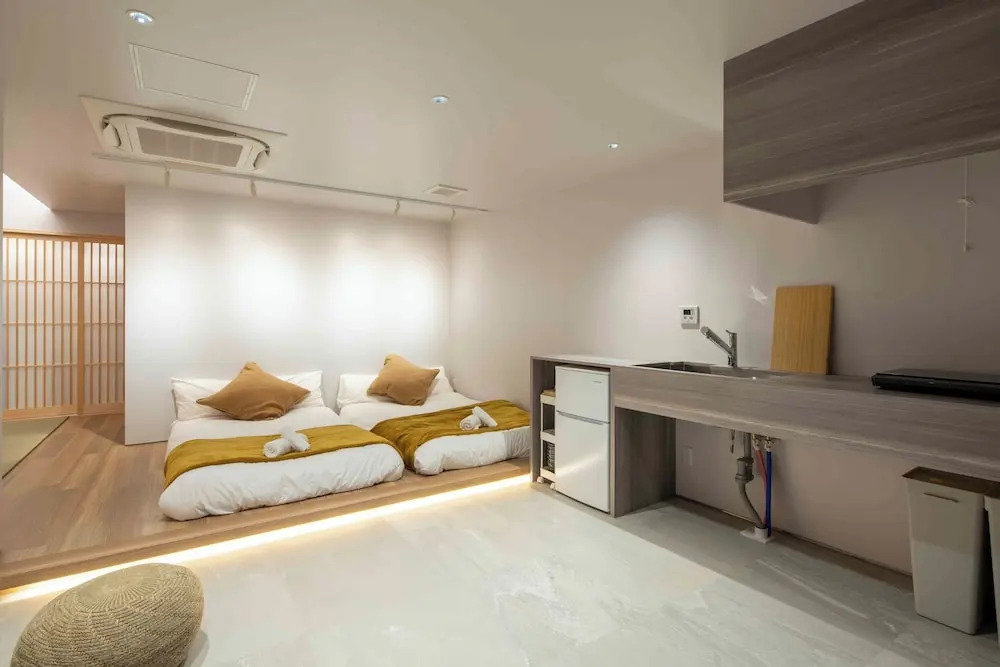 KUTSUROGI SAUNA and STAY