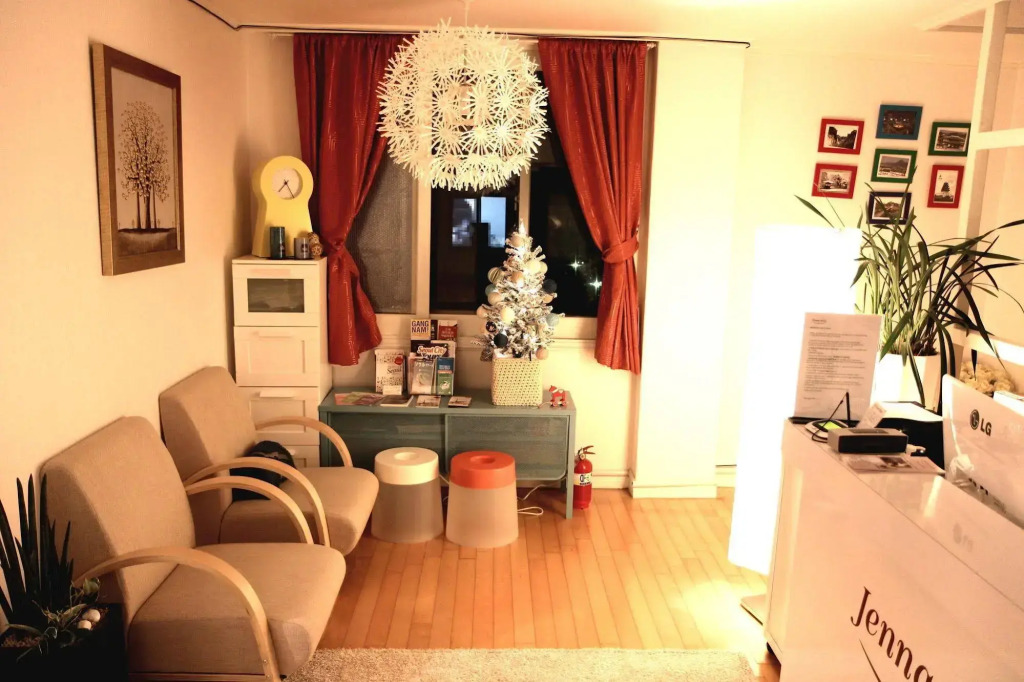 Jenna Suite Gangnam Garosu-gil