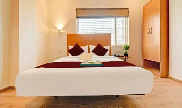 FabHotel Karol