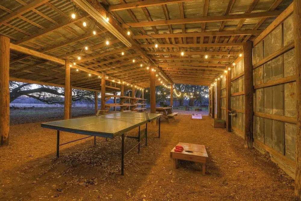 Olive St Ranch With Hottub-grill and Party Barn
