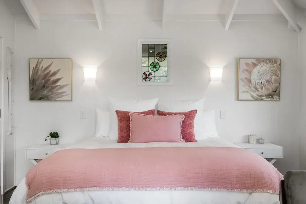Twin Tallows - secluded couples retreat