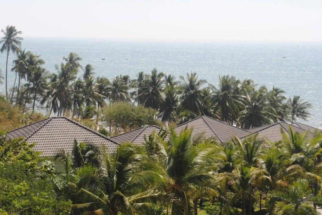 Lotus Muine Resort & Spa