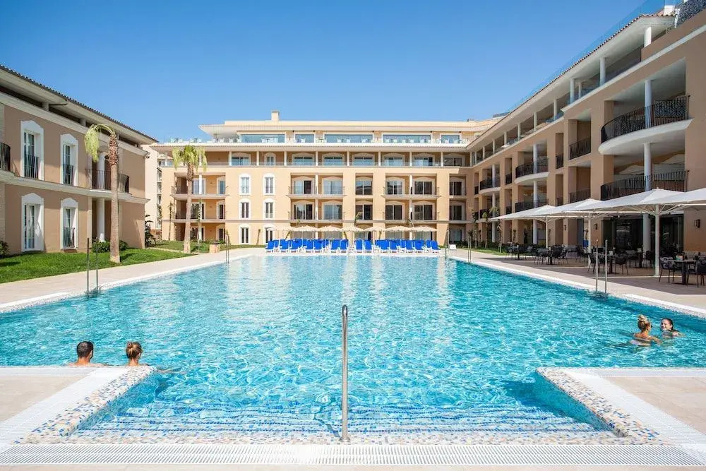 Grupotel Playa de Palma Suites & Spa